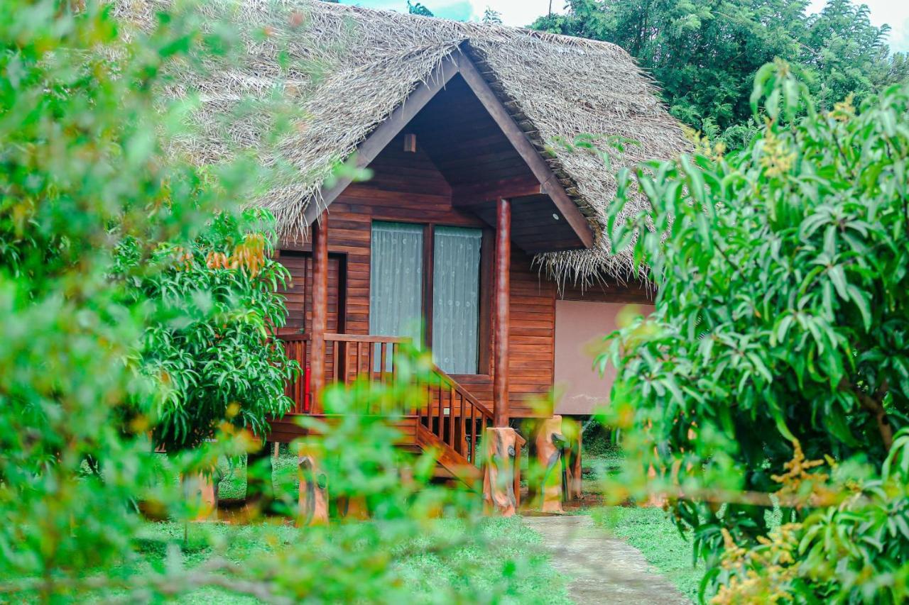 Sigiriya Water Cottage ภายนอก รูปภาพ